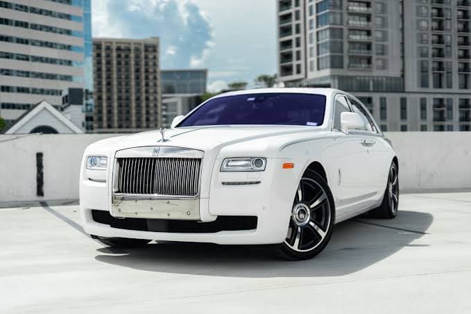 LavishCars.com