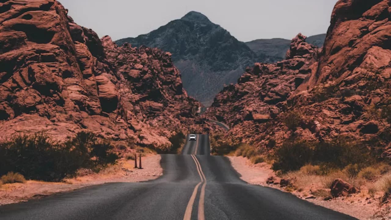 Flow AI Video - Create AI videos from text prompts or images in your browser.